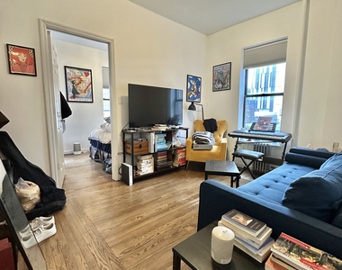 511 East 73rd Street - Photo Thumbnail 2