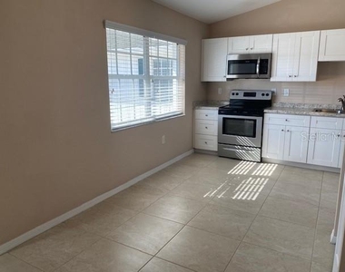 2780 Cypress Drive - Photo Thumbnail 3