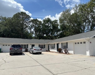 2780 Cypress Drive - Photo Thumbnail 7