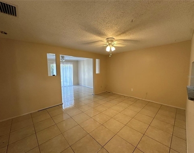 2163 Alicia Drive - Photo Thumbnail 3