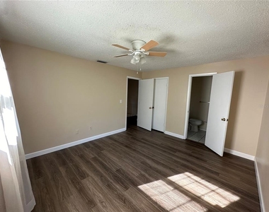 2163 Alicia Drive - Photo Thumbnail 2