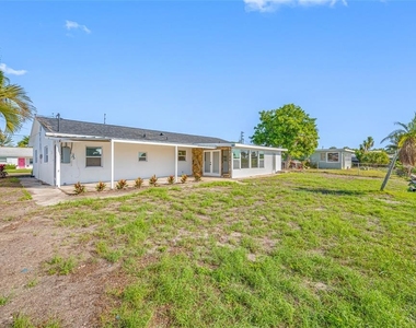 7930 Causeway Boulevard S - Photo Thumbnail 47