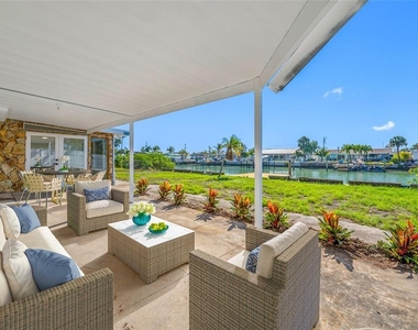 7930 Causeway Boulevard S - Photo Thumbnail 2