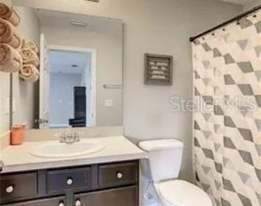 6402 Yellow Buckeye Drive - Photo Thumbnail 19