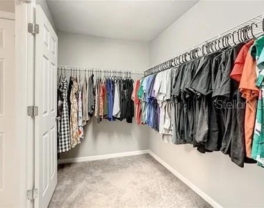 6402 Yellow Buckeye Drive - Photo Thumbnail 31