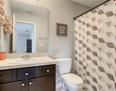 6402 Yellow Buckeye Drive - Photo Thumbnail 30