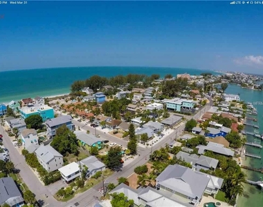 61 81st Avenue - Photo Thumbnail 11