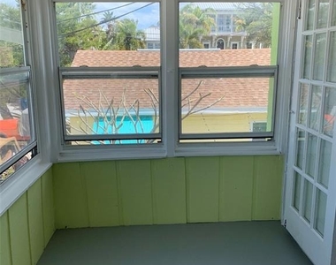 61 81st Avenue - Photo Thumbnail 7