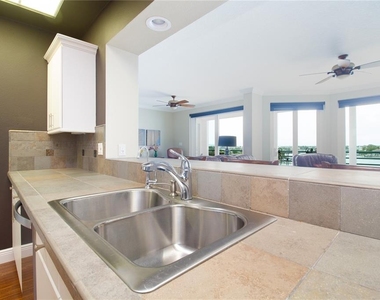 8041 Sailboat Key Boulevard S - Photo Thumbnail 6