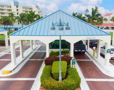 8041 Sailboat Key Boulevard S - Photo Thumbnail 52