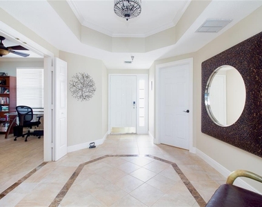 8041 Sailboat Key Boulevard S - Photo Thumbnail 2