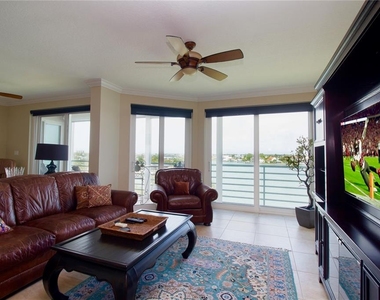 8041 Sailboat Key Boulevard S - Photo Thumbnail 15