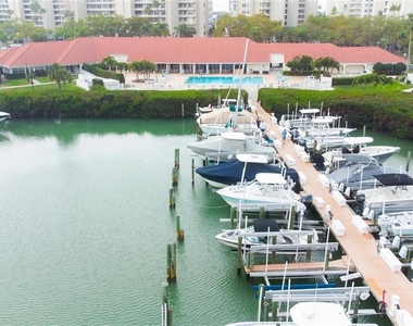 8041 Sailboat Key Boulevard S - Photo Thumbnail 44