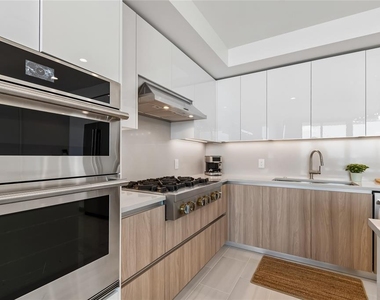 400 Central Avenue - Photo Thumbnail 21