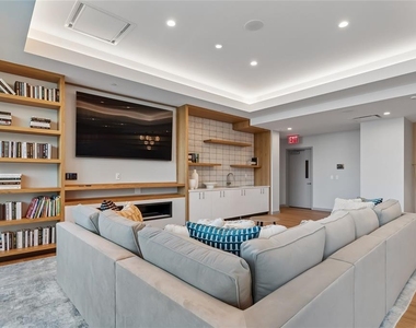 400 Central Avenue - Photo Thumbnail 77