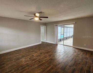 2913 Bayeux Avenue - Photo Thumbnail 16