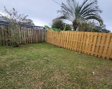 2913 Bayeux Avenue - Photo Thumbnail 37