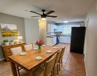 2913 Bayeux Avenue - Photo Thumbnail 8