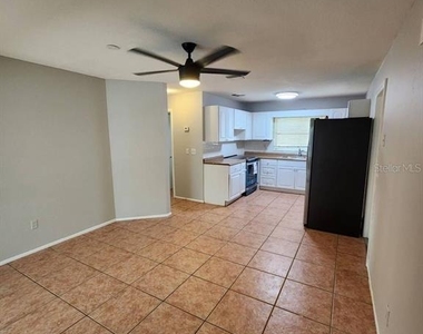 2913 Bayeux Avenue - Photo Thumbnail 9