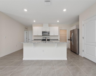 2071 Tay Wes Drive - Photo Thumbnail 7