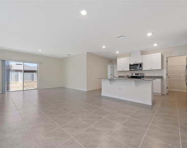 2071 Tay Wes Drive - Photo Thumbnail 6