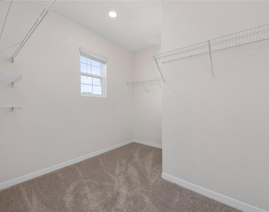 2071 Tay Wes Drive - Photo Thumbnail 17