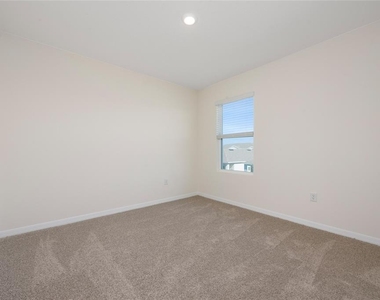 2071 Tay Wes Drive - Photo Thumbnail 20