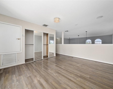 2962 White Cedar Dr - Photo Thumbnail 20