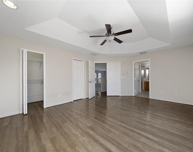 2962 White Cedar Dr - Photo Thumbnail 18