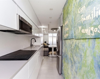 1477 Ashford Avenue - Photo Thumbnail 11
