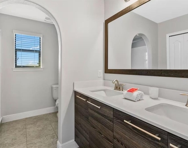 167 Claffey Court - Photo Thumbnail 9