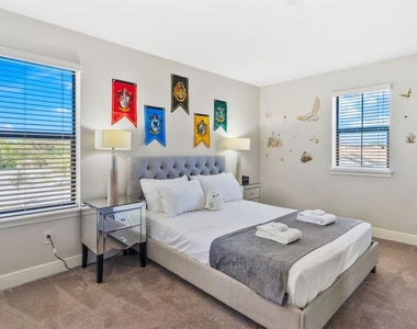 167 Claffey Court - Photo Thumbnail 10