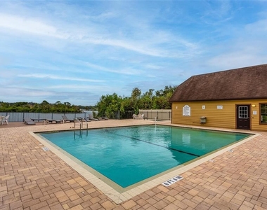 320 Black Oak Court - Photo Thumbnail 11
