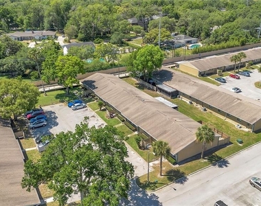 725 Northlake Boulevard - Photo Thumbnail 23