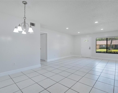 725 Northlake Boulevard - Photo Thumbnail 5