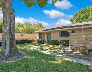 725 Northlake Boulevard - Photo Thumbnail 2
