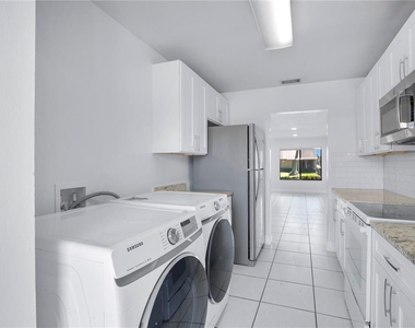 725 Northlake Boulevard - Photo Thumbnail 8