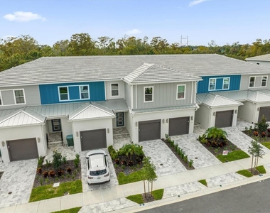 7838 Spectrum Drive - Photo Thumbnail 24