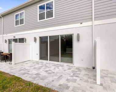 7838 Spectrum Drive - Photo Thumbnail 2