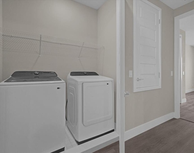 7838 Spectrum Drive - Photo Thumbnail 21