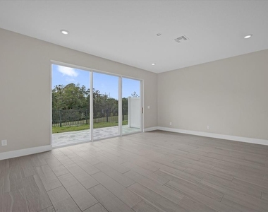 7838 Spectrum Drive - Photo Thumbnail 10