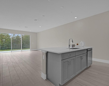 7838 Spectrum Drive - Photo Thumbnail 6