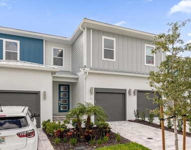 7838 Spectrum Drive - Photo Thumbnail 1