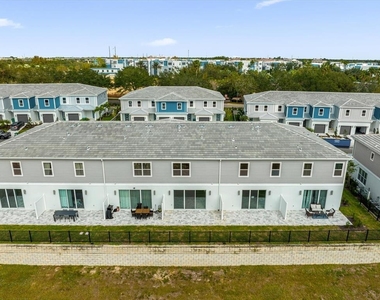 7838 Spectrum Drive - Photo Thumbnail 26