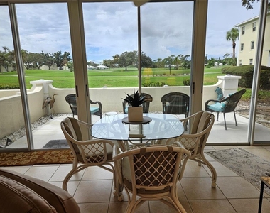 435 Cerromar Lane - Photo Thumbnail 10