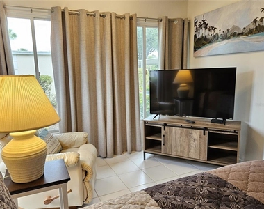 435 Cerromar Lane - Photo Thumbnail 45