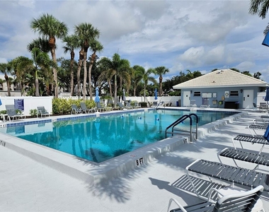 435 Cerromar Lane - Photo Thumbnail 2
