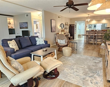 435 Cerromar Lane - Photo Thumbnail 15