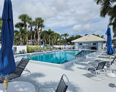 435 Cerromar Lane - Photo Thumbnail 57