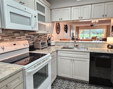 435 Cerromar Lane - Photo Thumbnail 40